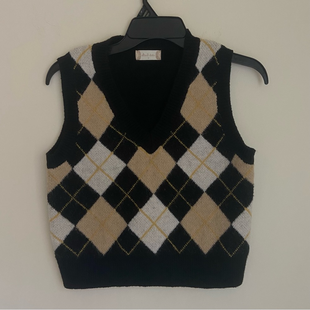 Altar’d State Small Sweater Vest